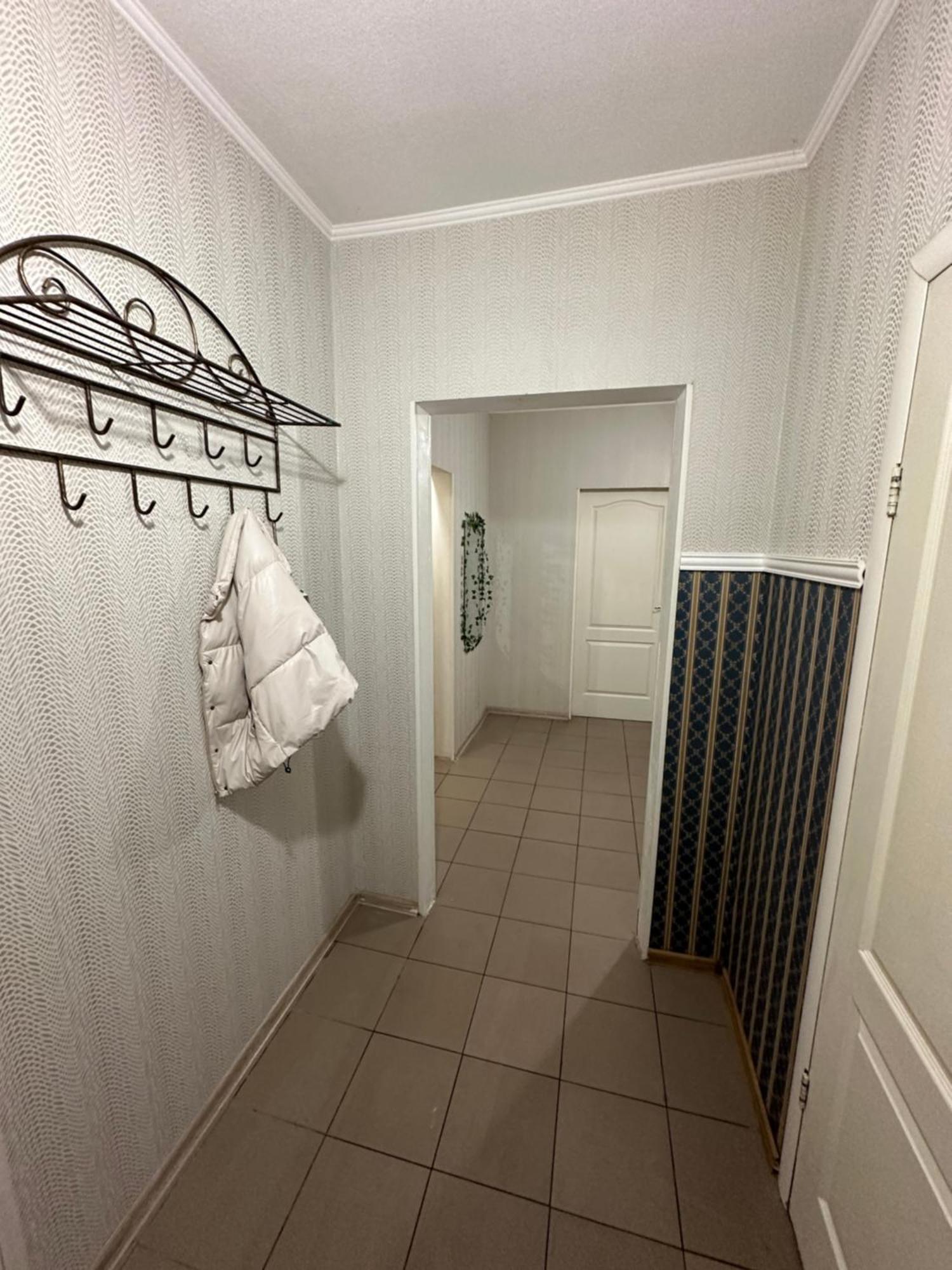 Ararat-Poznyaki Hostel Киев Екстериор снимка